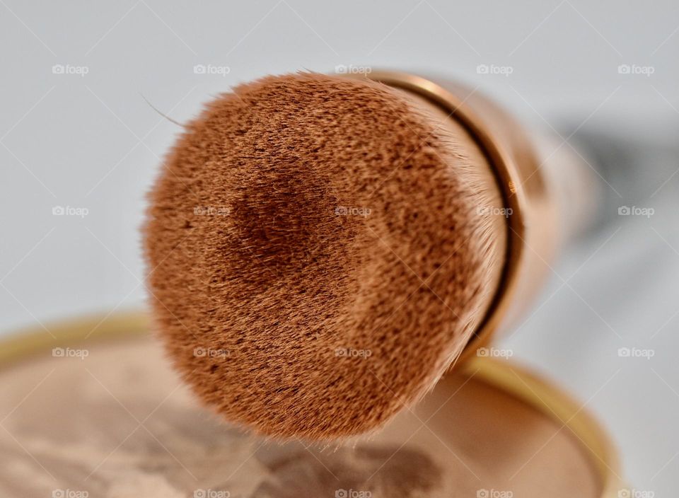 makeup brush