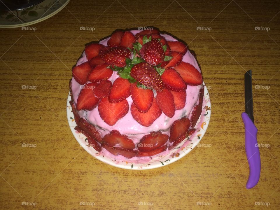 Strawberry Fresh Cream Cake