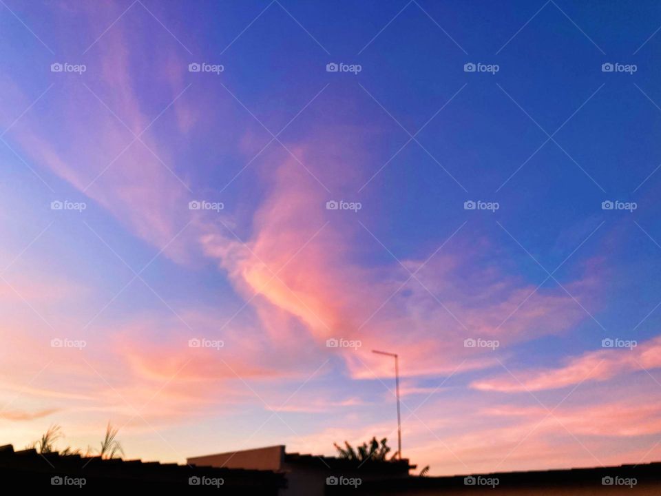 🌄🇺🇸 An extremely beautiful dawn in Jundiaí, interior of Brazil. Cheer the nature! / 🇧🇷 Um amanhecer extremamente bonito em Jundiaí, interior do Brasil. Viva a natureza! 