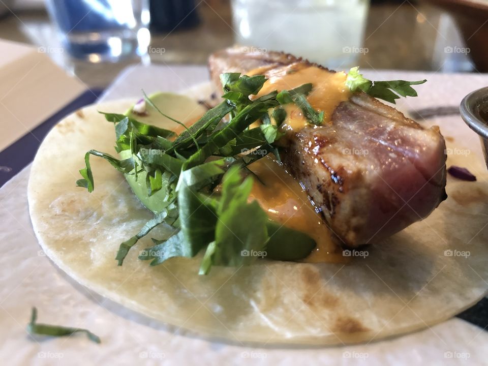 Tuna taco