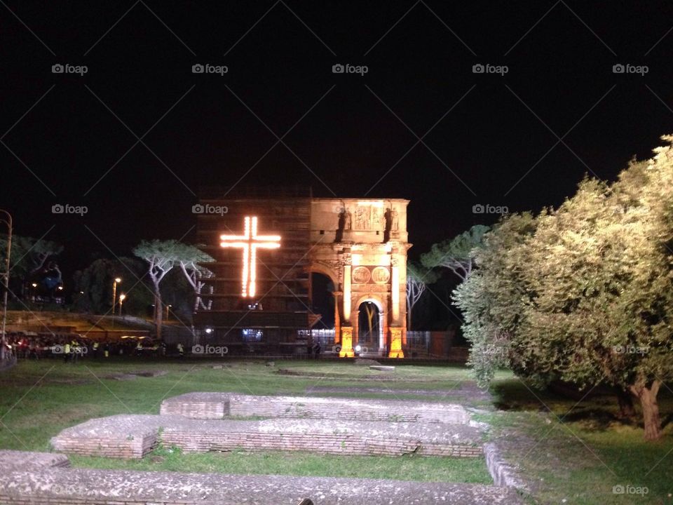 The cross on Good Friday during the ceremony of Pope Fransis