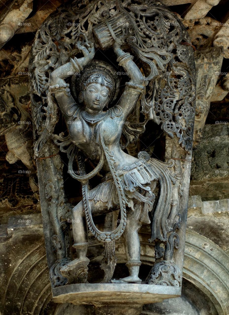 fine art  - hoysala  - sculpture