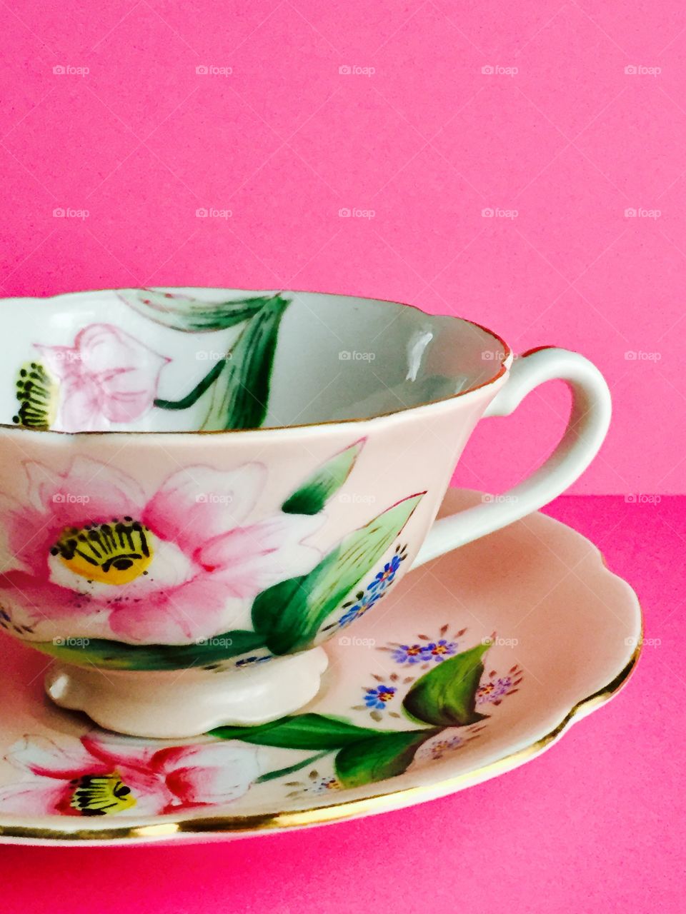 Ceramic tea cup