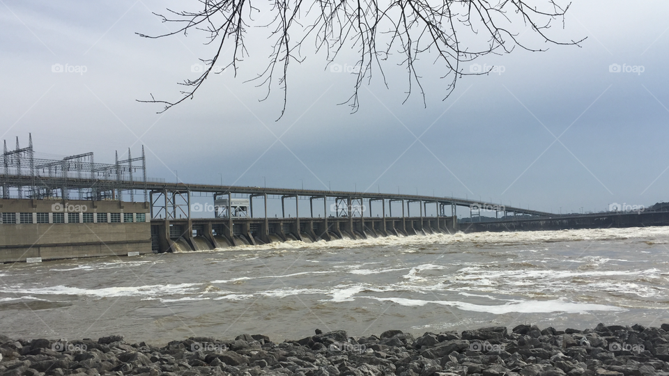 pickwick Dam  water flood beautiful scenery rocks