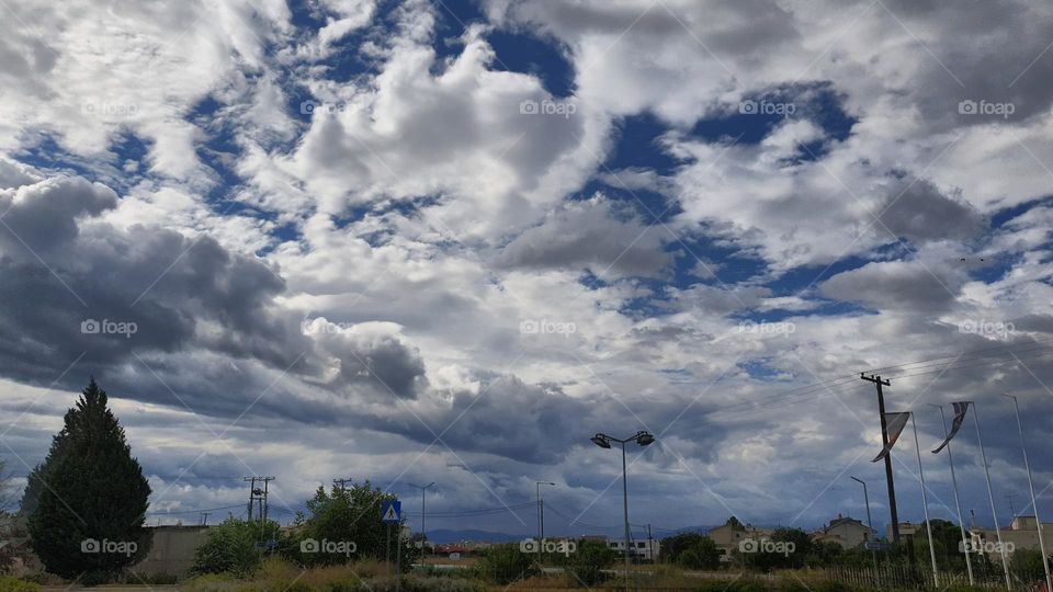 Clouds in the blue sky