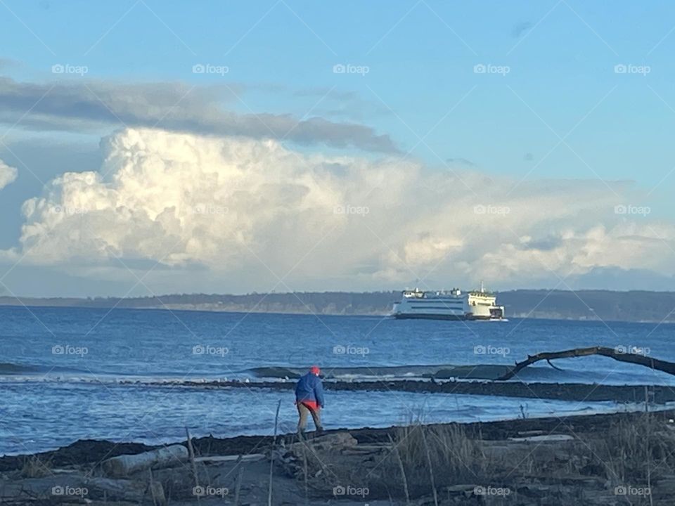 Beachfront with the ferry