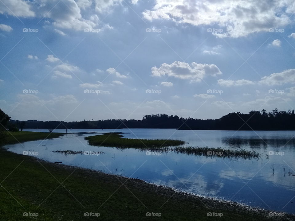 Se é para uma "longa exposição", que seja da natureza e sua beleza infinita! Aqui: Parque da Cidade de Jundiaí.