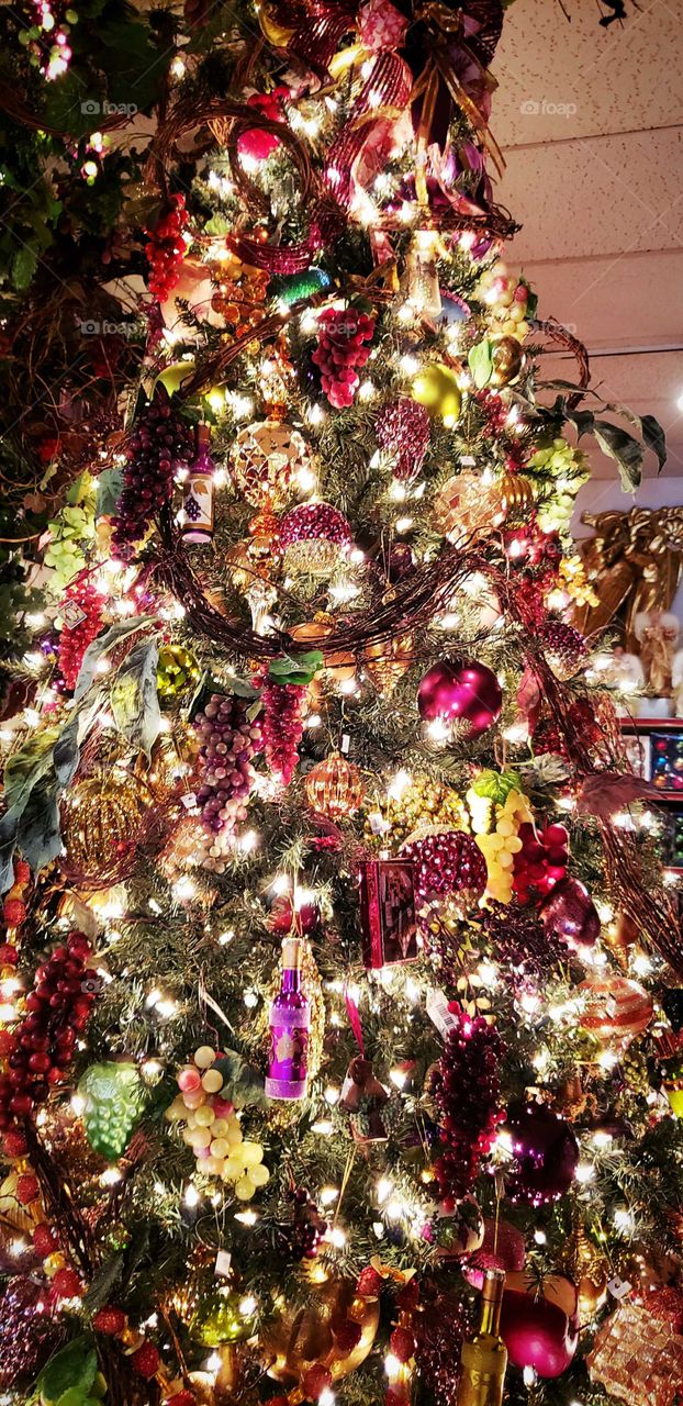 Wine Christmas tree décor