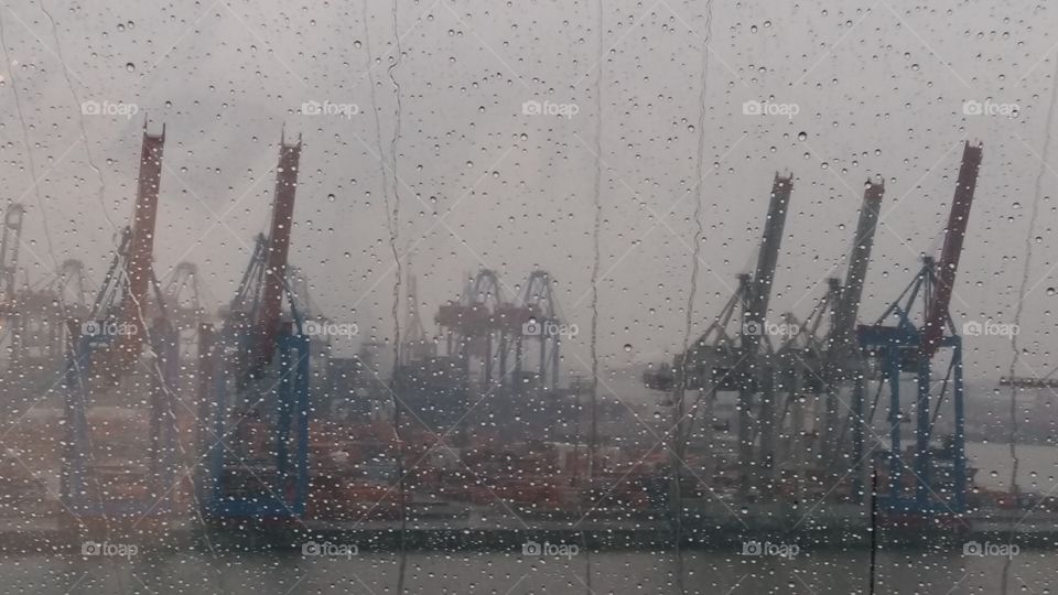 Rainy day in Hamburg p