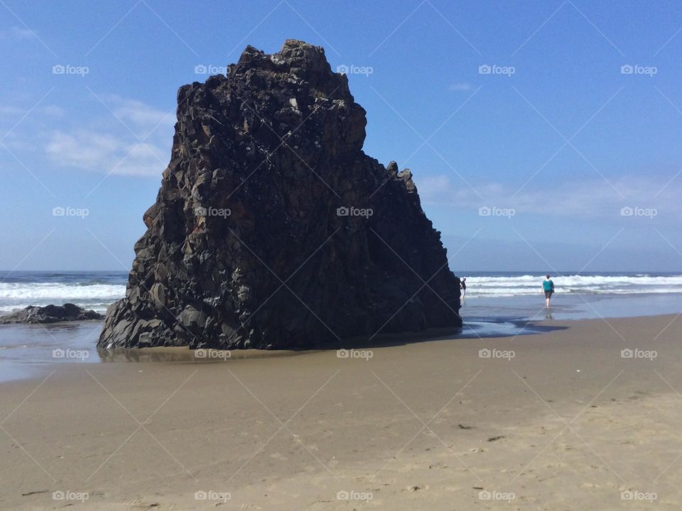 Haystack Rock at Cannon Beach, Oregon 