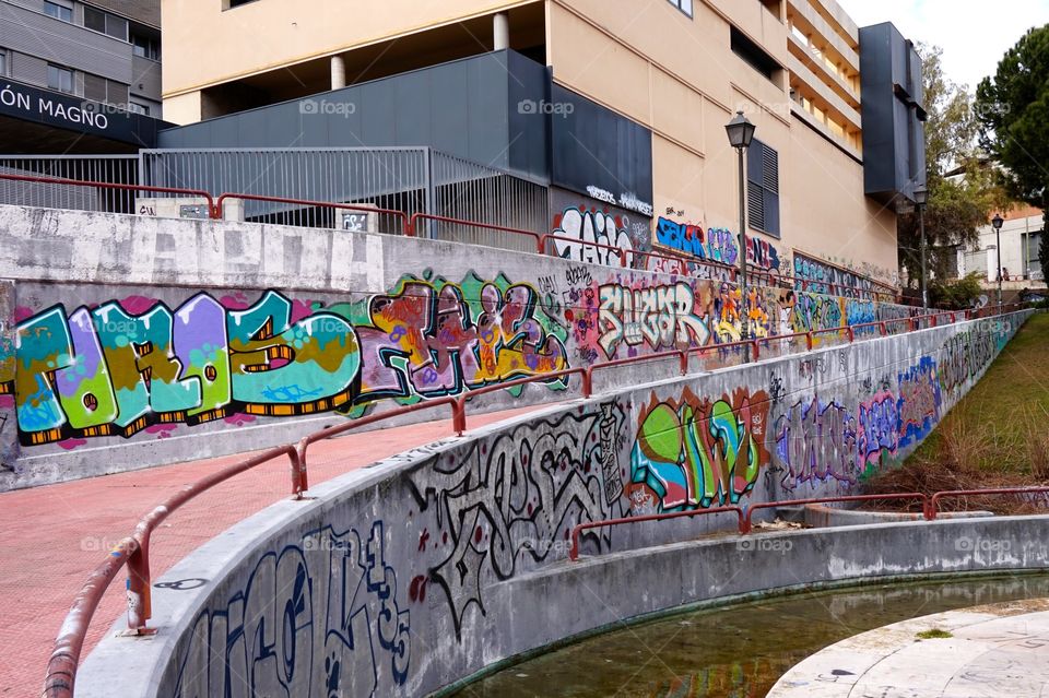 Graffiti at Jardín del Rastro, Madrid, Spain 