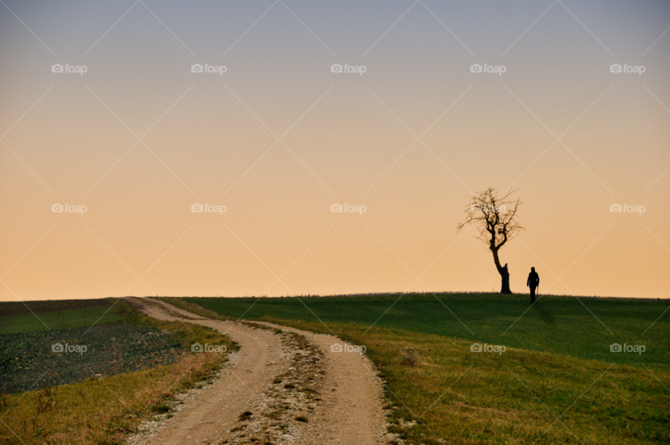 sky light woman alone by gaguling