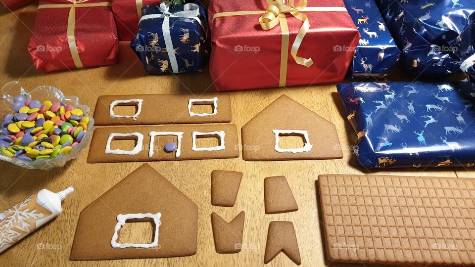 Gingerbread house for Santa 