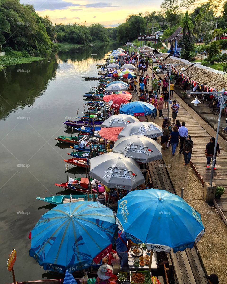 Floating market