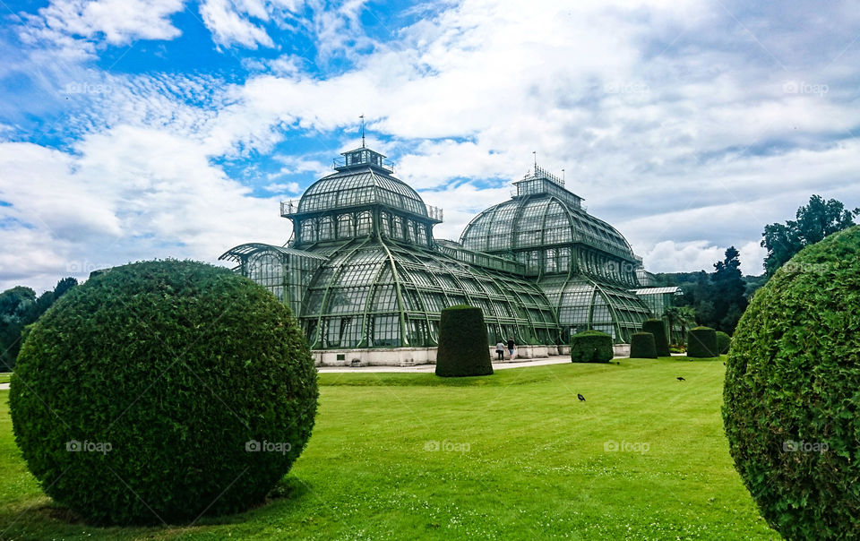 Botanical garden building