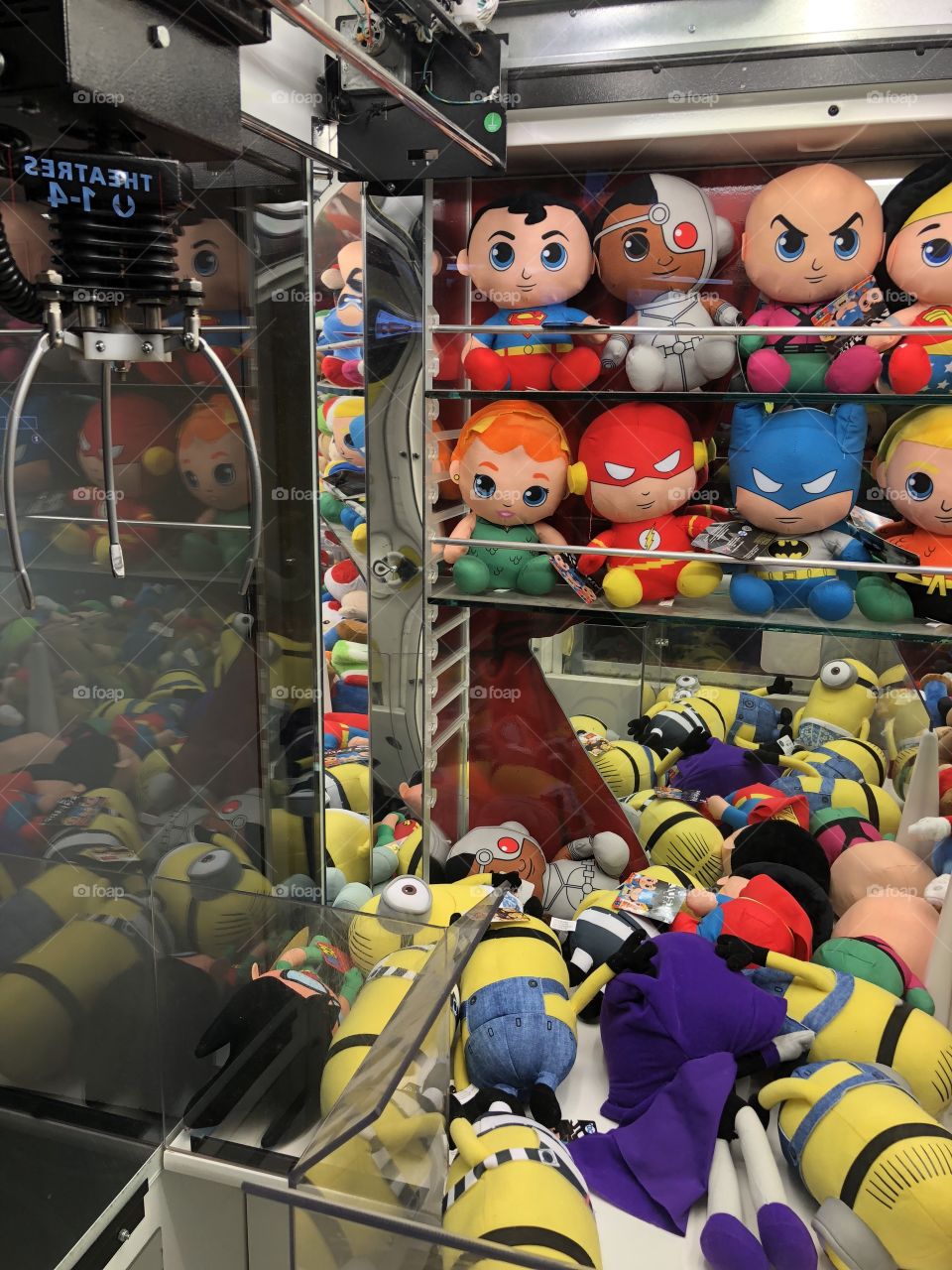 Claw plush game