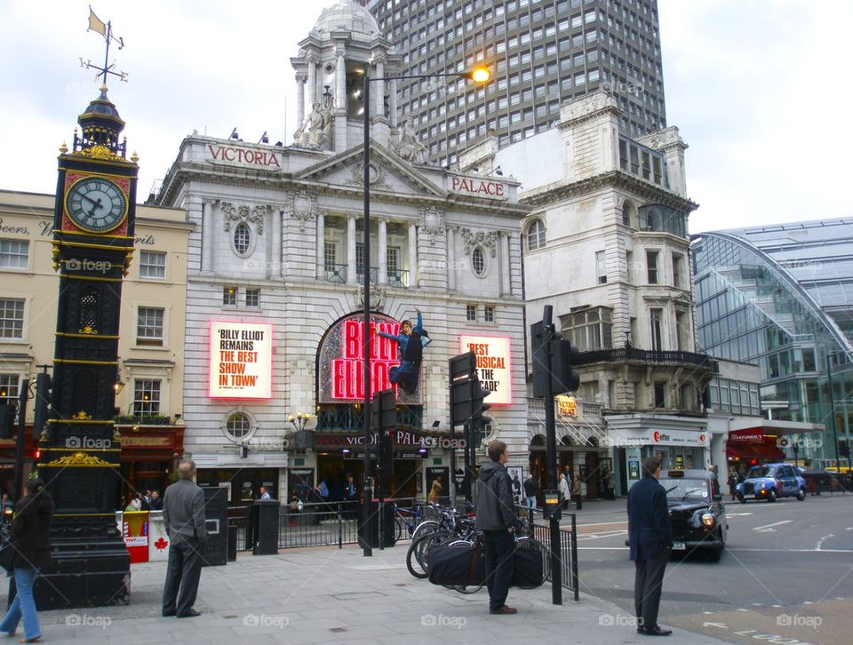 THE VICTORIA PALACE LONDON, ENGLAND