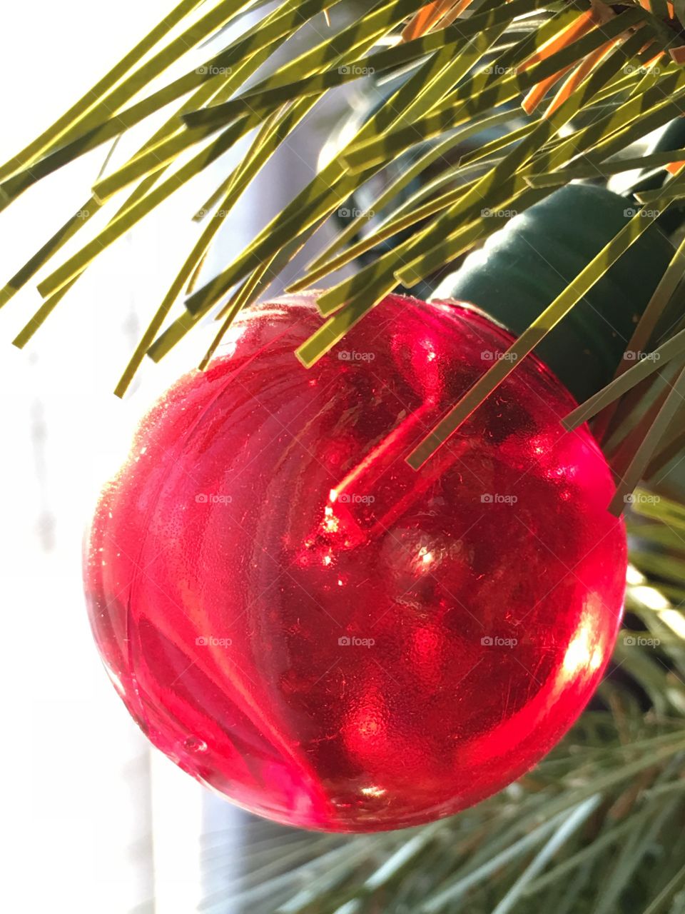 Red Shiny Ornament