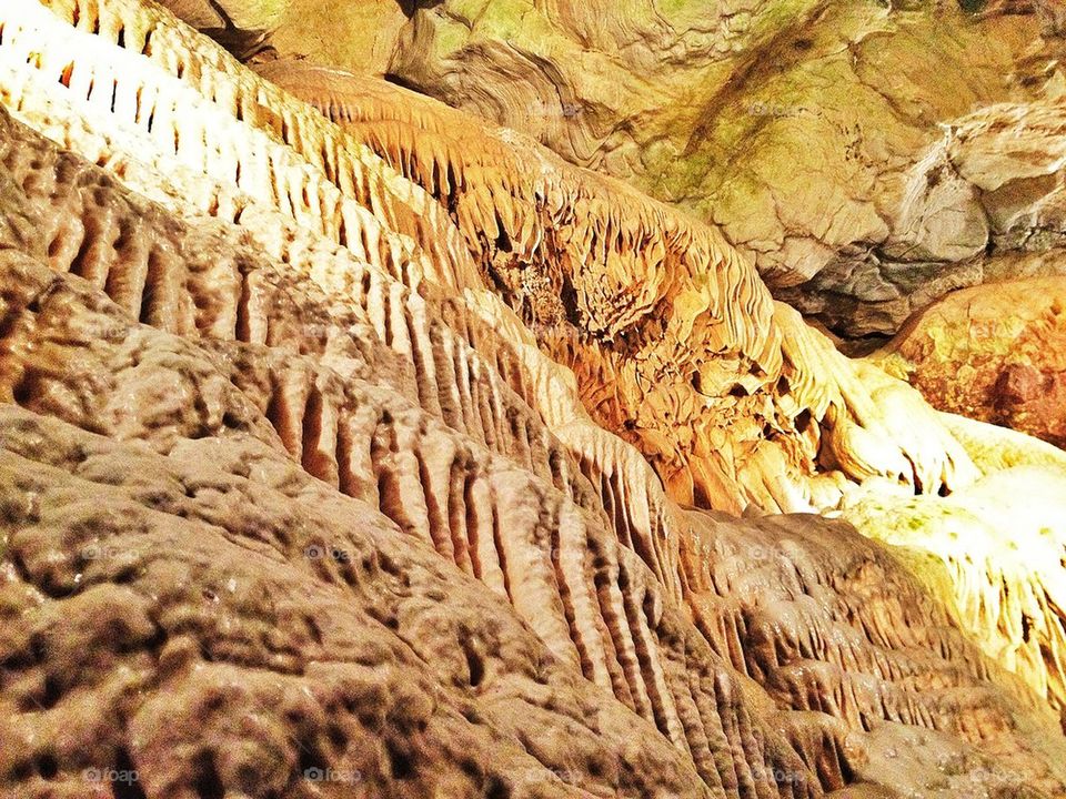 caves 