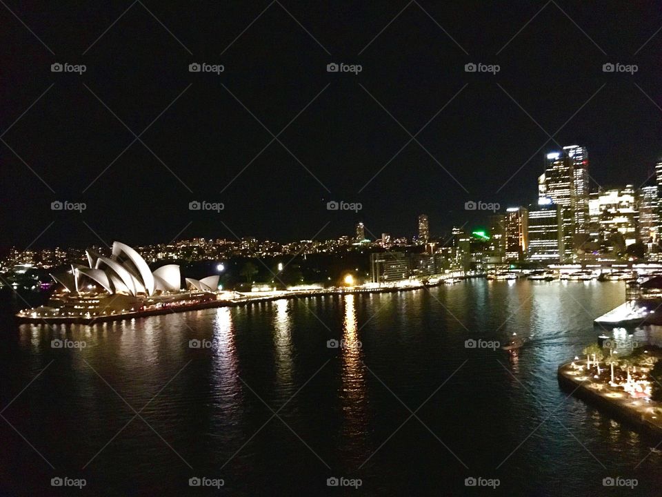 Night runs in the city