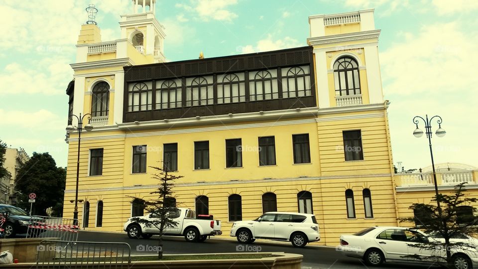 philarmony from side