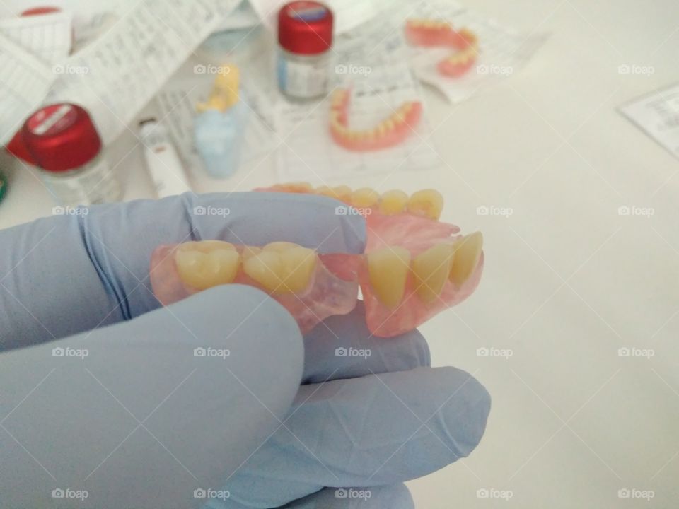 Modern dentures
