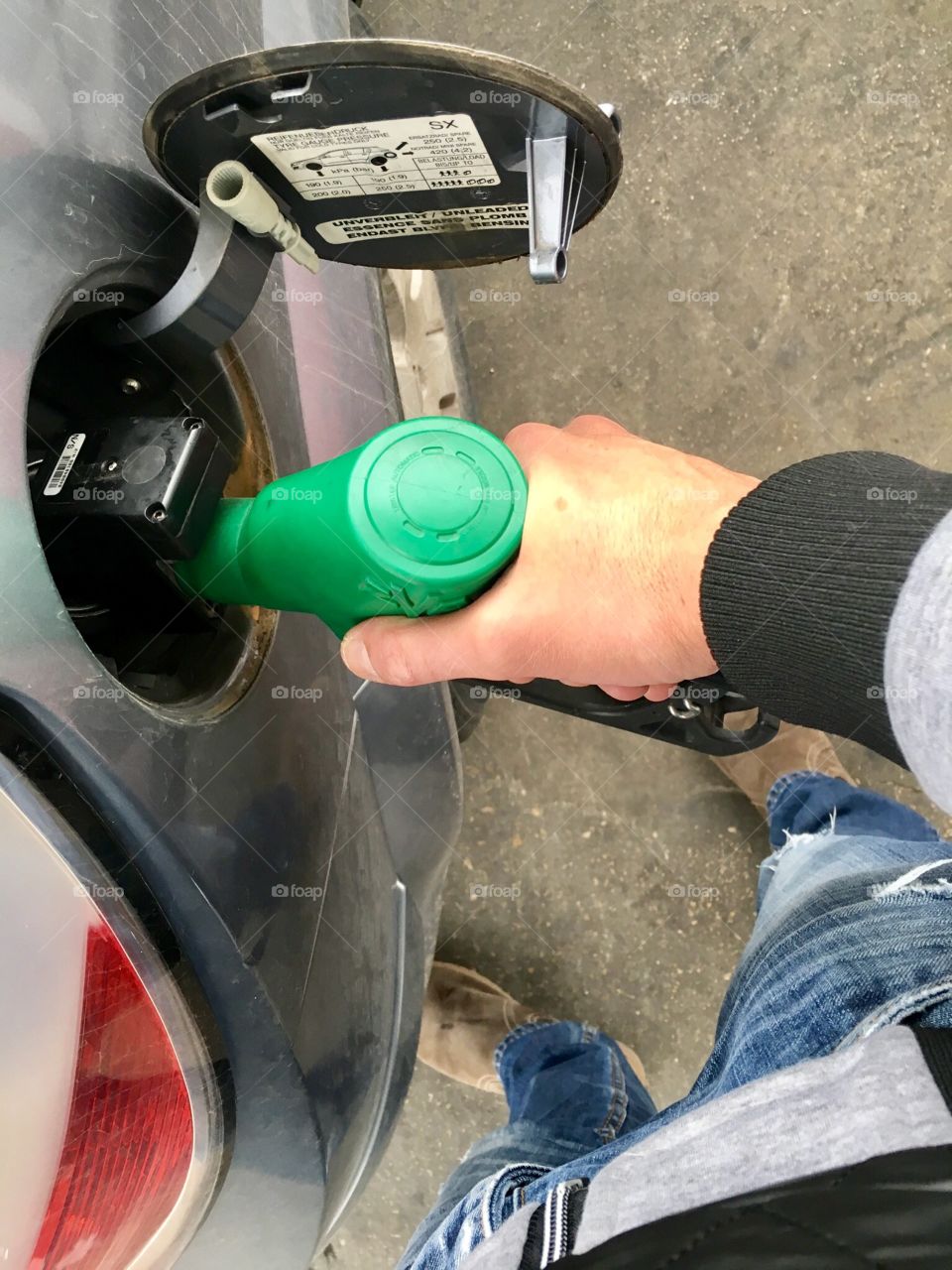 Fuel filling