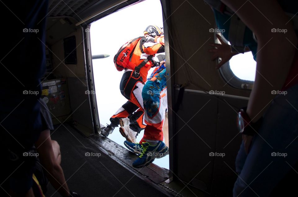 Skydiver Exit a DO28