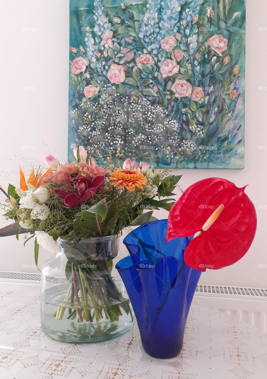 colors mixed - flowers in a vase - flowers in the picture