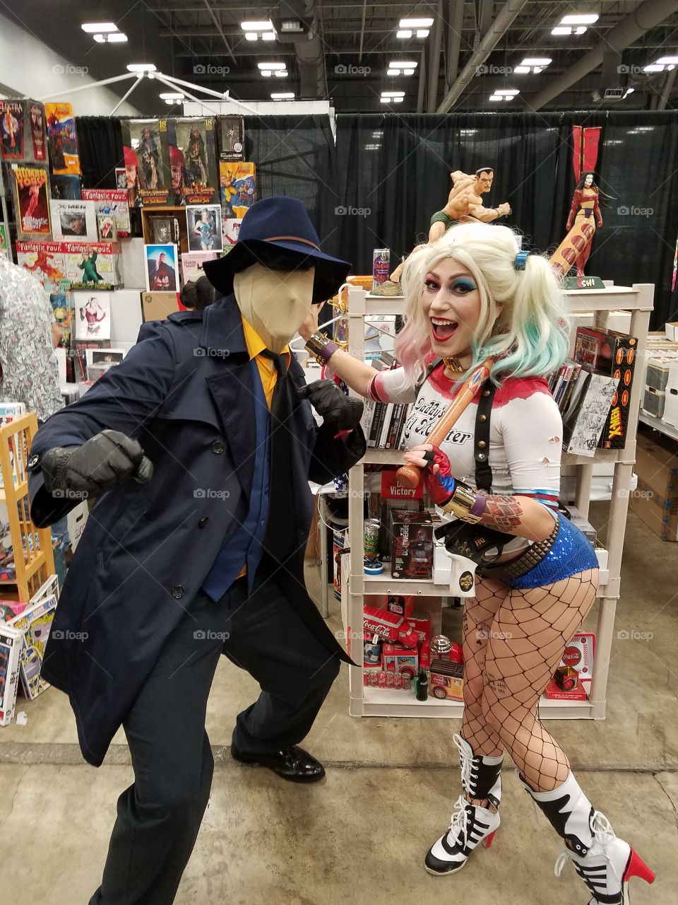 Austin Comic Con The Question and Harley Quinn Cosplay