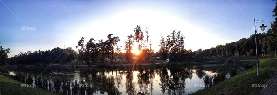 Sunset above the water 