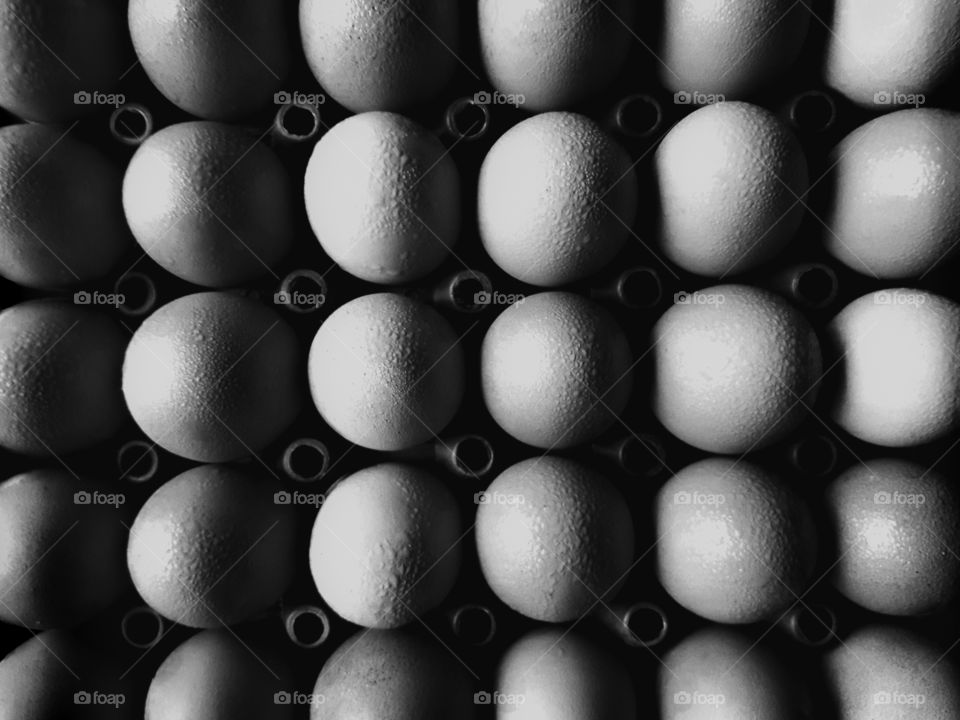 Eggs in pattern