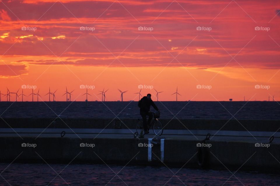 Bike along the pier