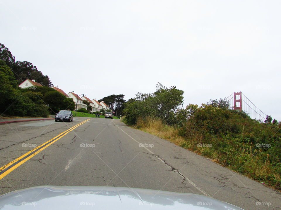 front windshield view while driving in San Francisco California