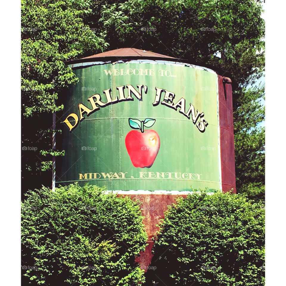 Darlin’ Jeans in Midway, Kentucky.