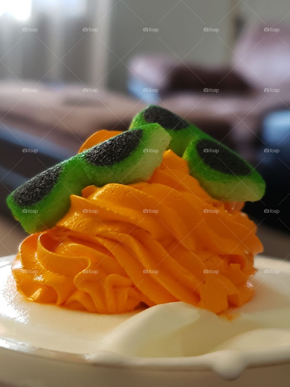 A perfectly decorated summer cupcake