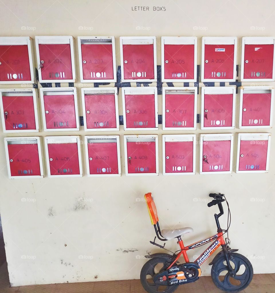 rectangular red color Letter boxes