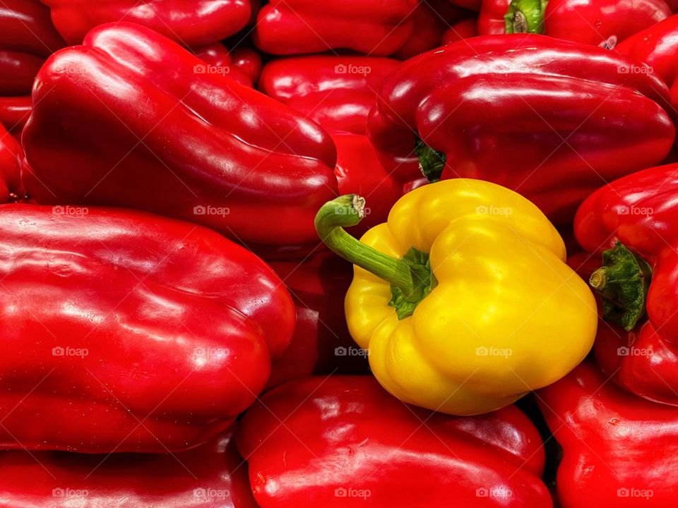 Yellow bell pepper 