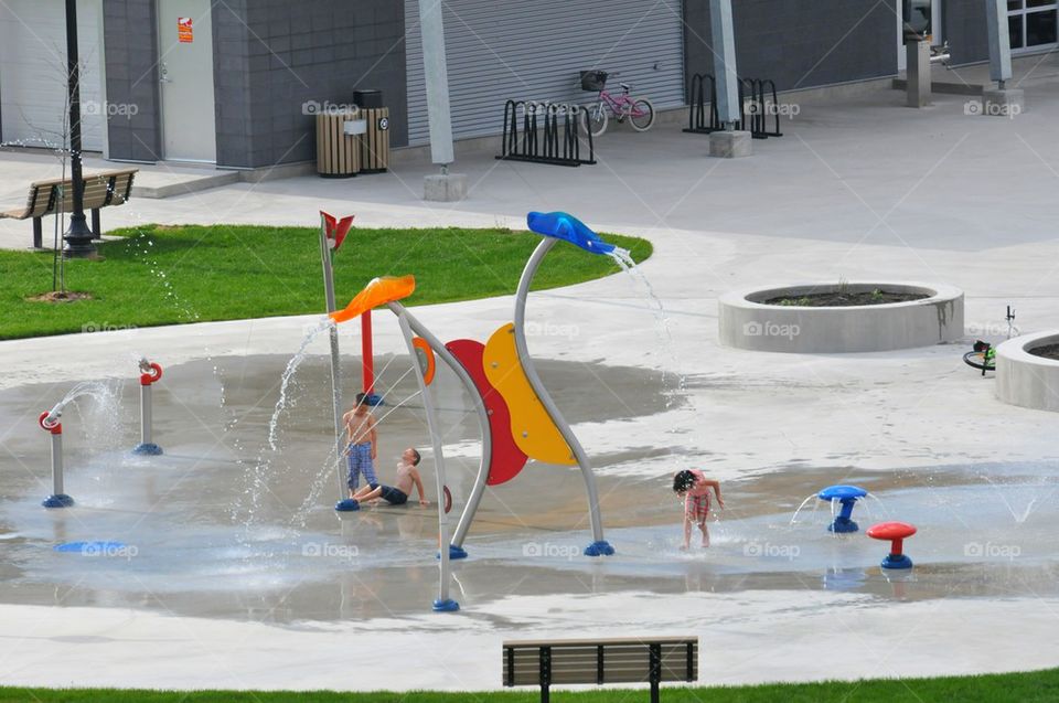 Chidren at waterpark