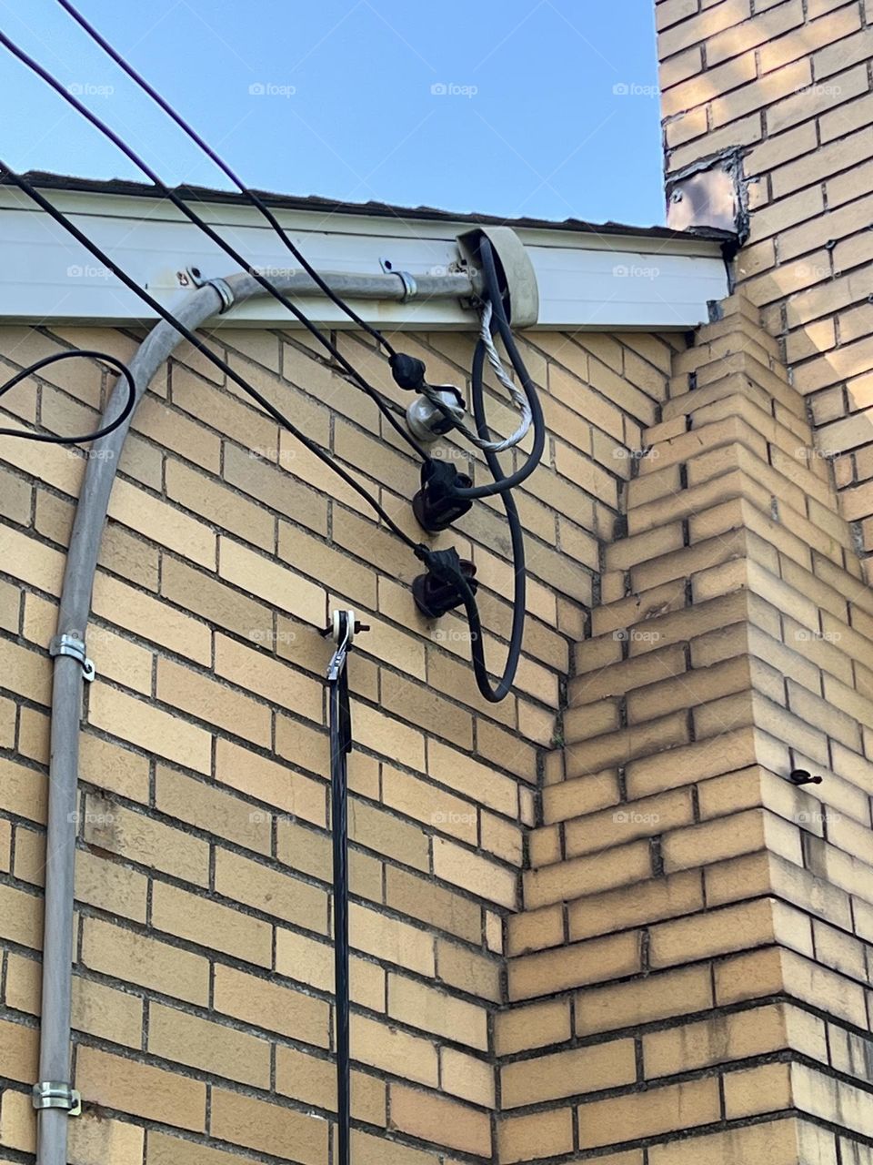 Electrical service drop conductors