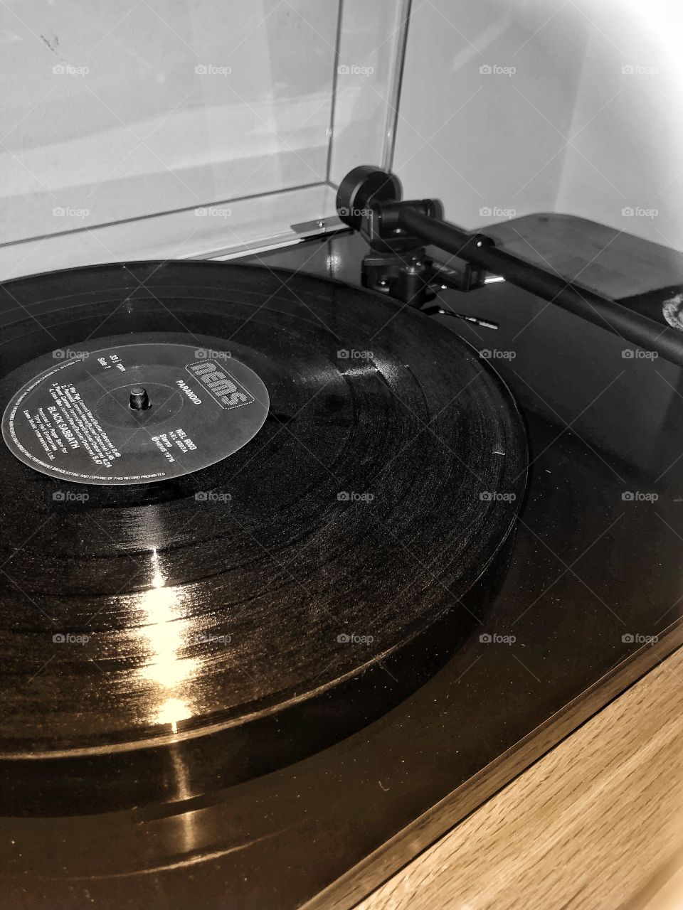 Turntable and vinyl 