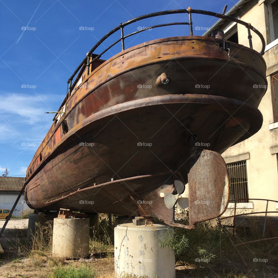 Un bateau abandonné 