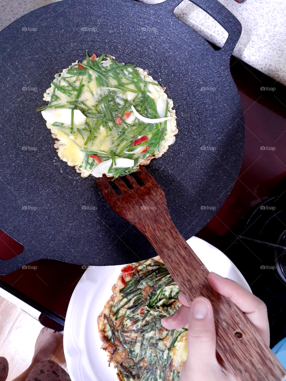 fried  the vegetables  pancakes  to make it crispy.