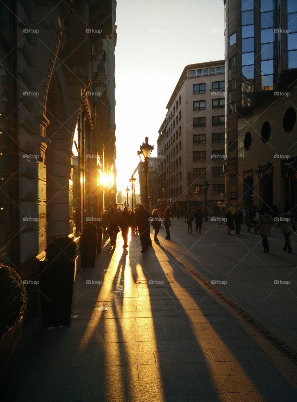 Good morning city. Good morning city