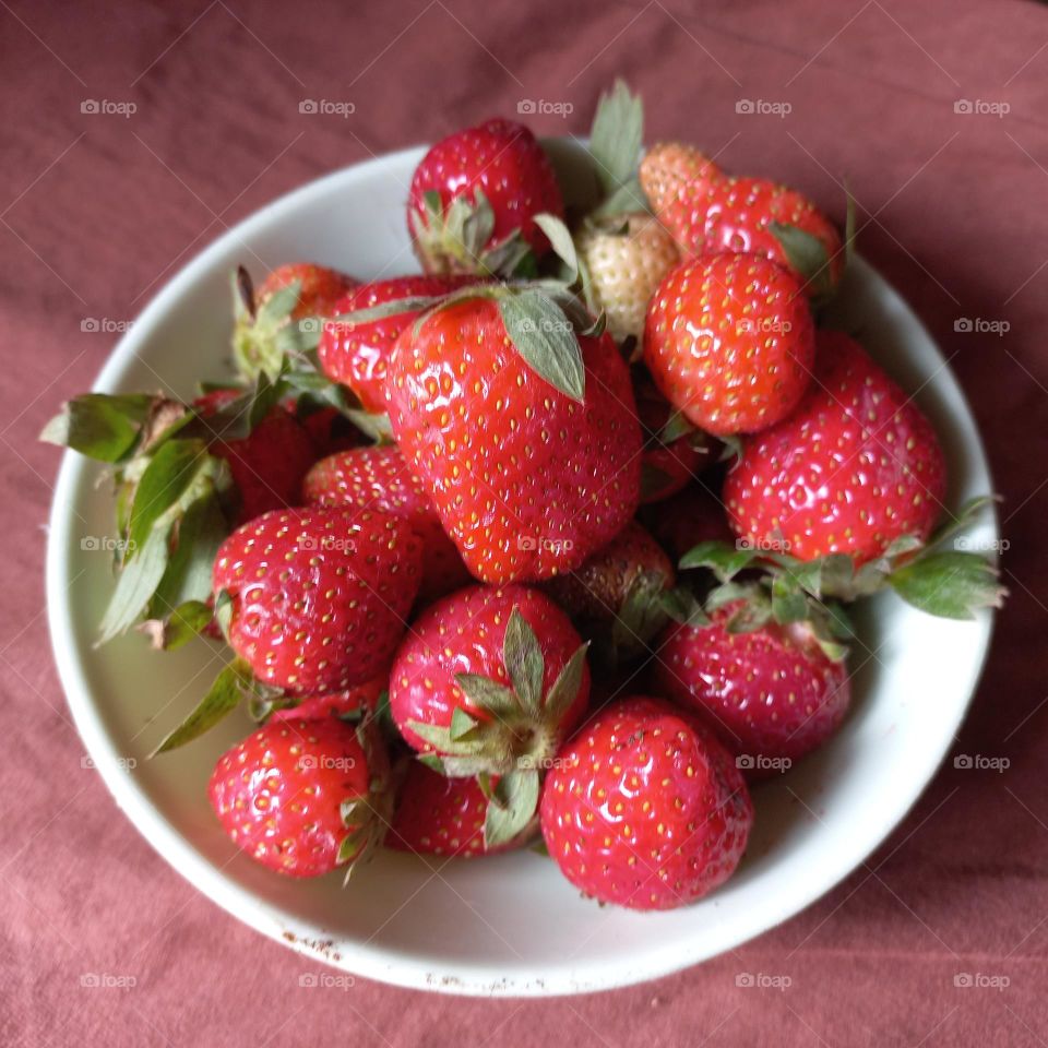 Strawberries are a source of the essential nutrient vitamin C which helps fight various viral and bacterial infections.