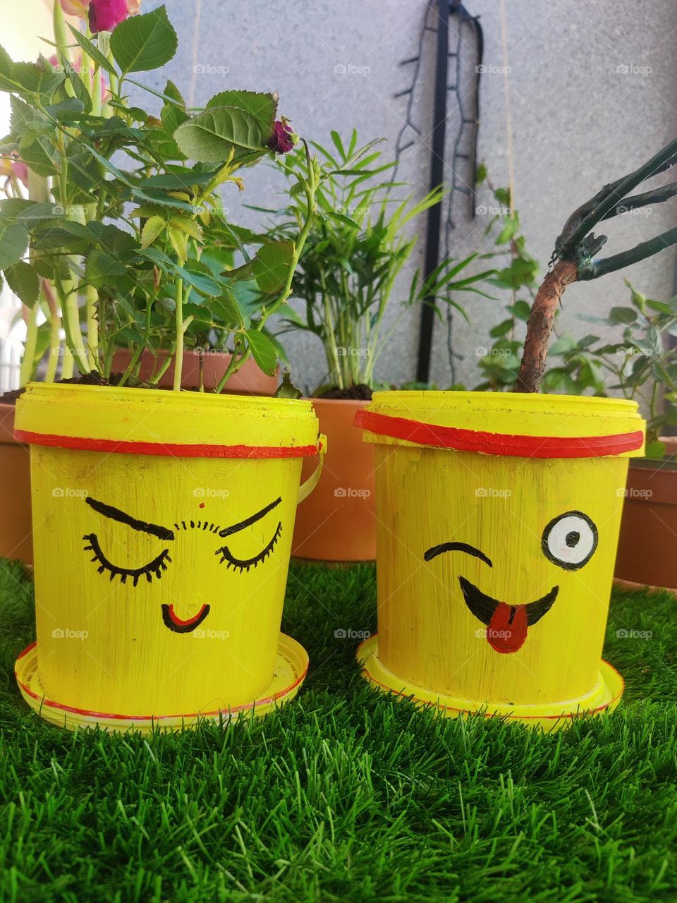 summer is the season of planting 🌱🌱 with handmade pots 🏺🏺