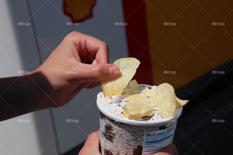 Potato chips crumbled on cookies and cream ice cream purchased at Shell gas station located at 110 Liberty St, Painesville, OH USA