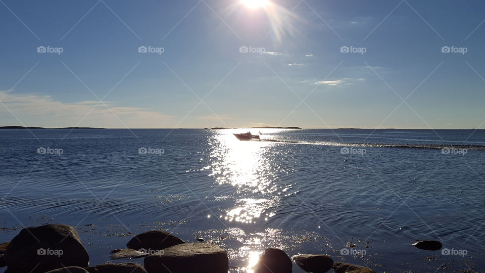 A sunny day by the sea on west coast of Sweden - västkusten 
