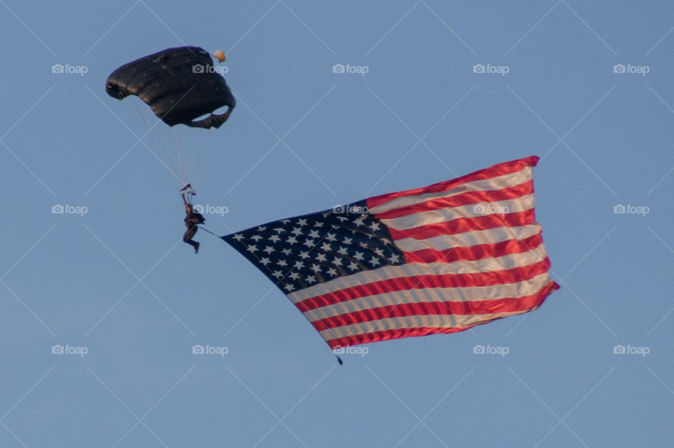 Parachuting with the American Flag