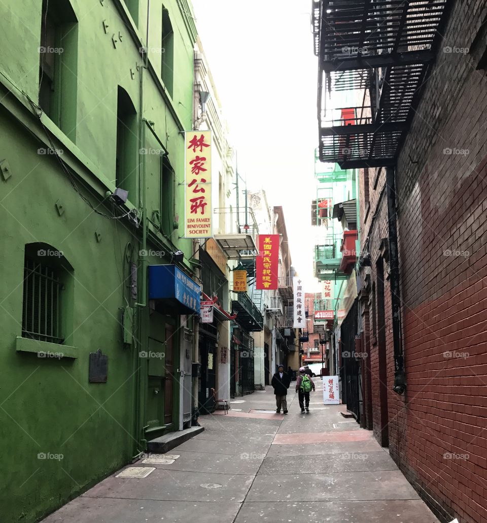 Chinatown alley 